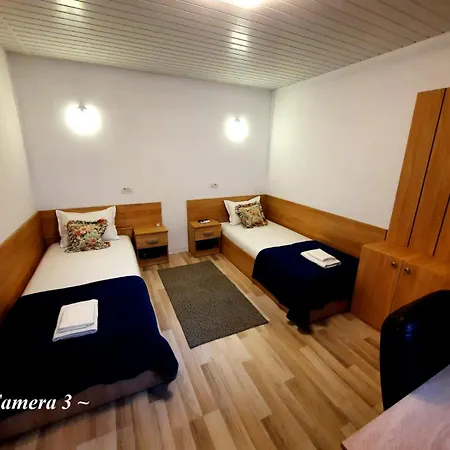 Wheel View Apartment Bucharest